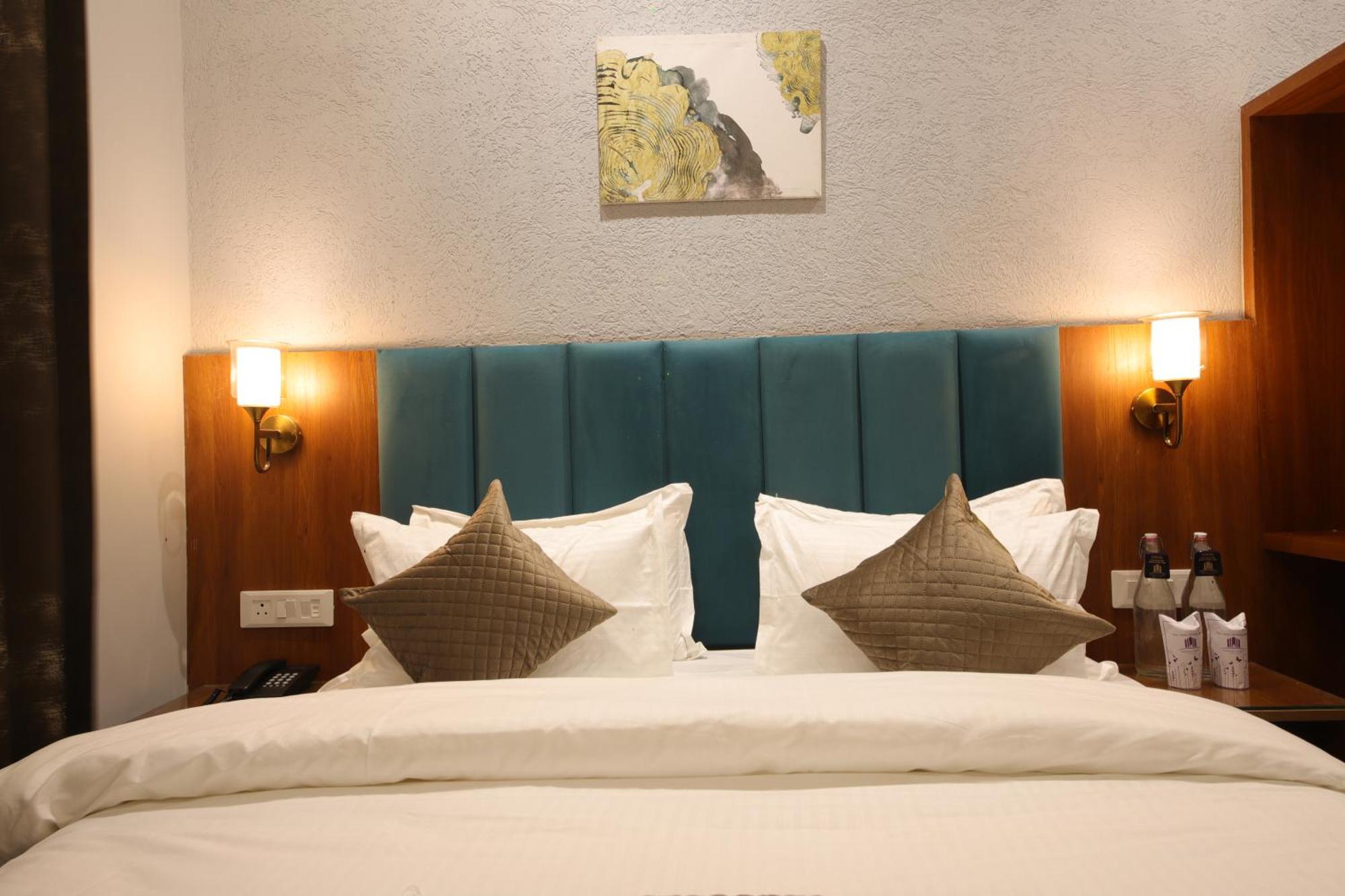 Perfectstayz Laxmi Heritage Rishikesh Room photo